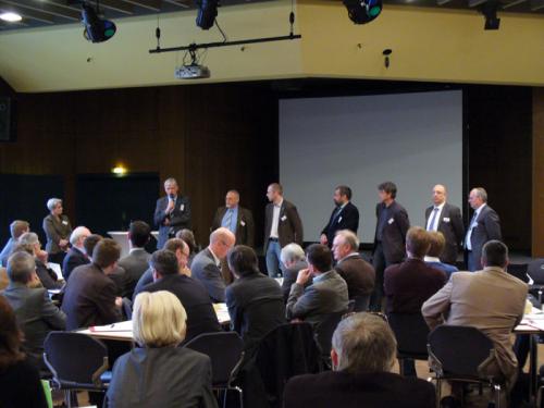 Vertreter der Kommunen stellen ihre Interessen von (konstituierendes Treffen 7. April 2011)